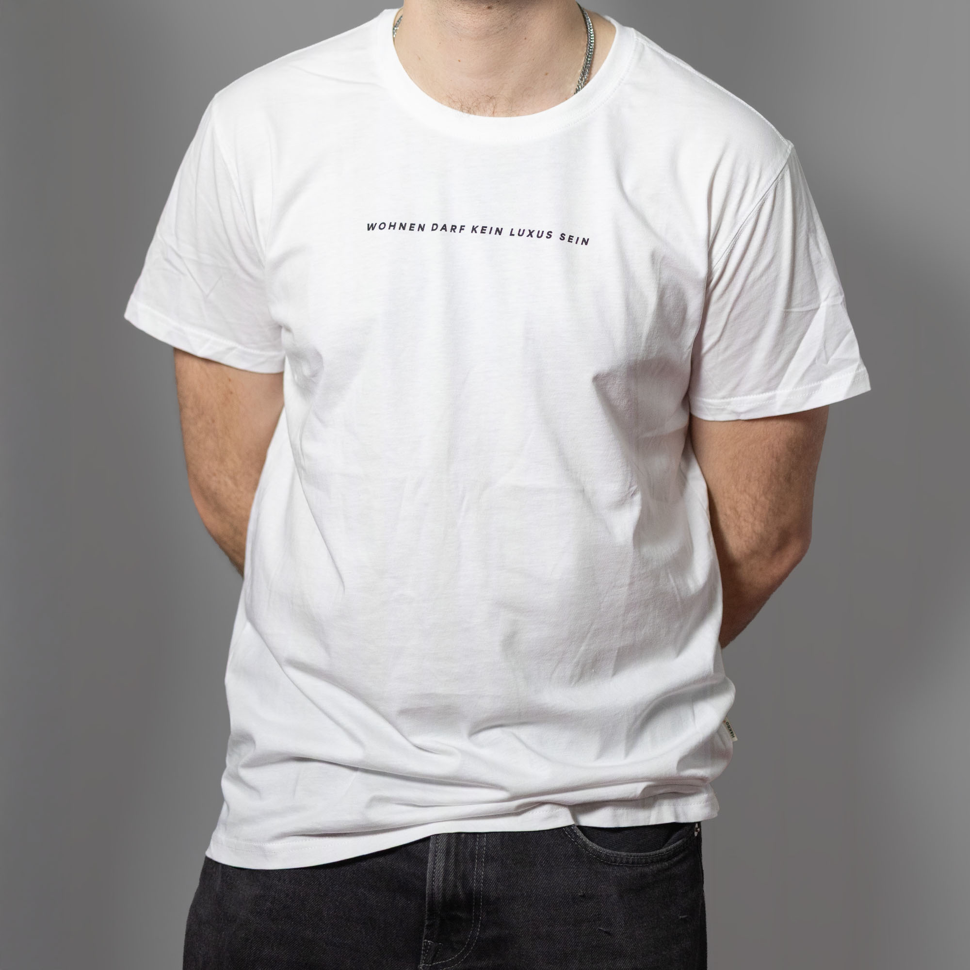 T-Shirt "Wohnen darf kein Luxus sein" – Bild 2