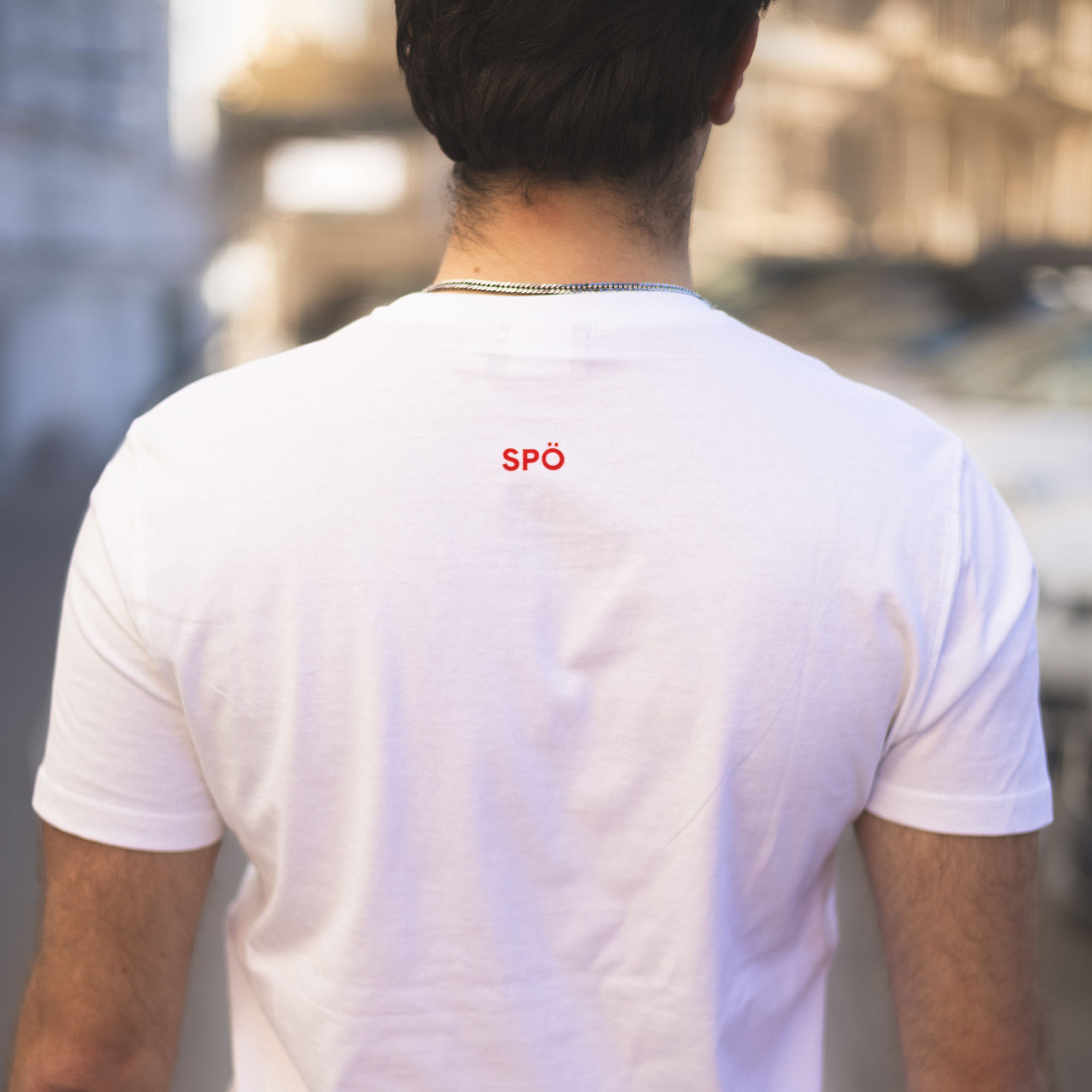 T-Shirt "Wohnen darf kein Luxus sein" – Bild 4