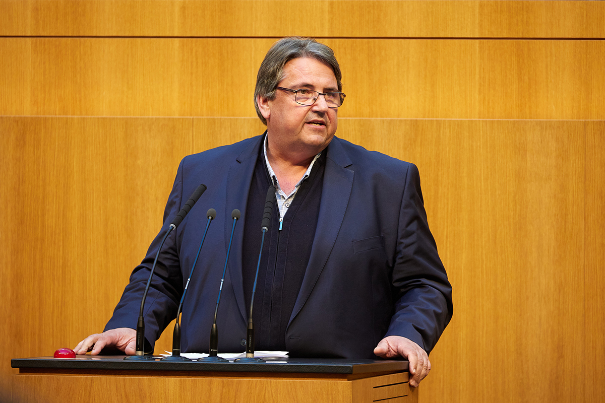 Bild: Sitzung des Nationalrates – Am Redner:innenpult Nationalratsabgeordneter Josef Muchitsch (SPÖ)