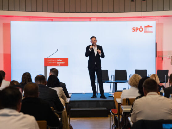 Philip Kucher auf der Bühne