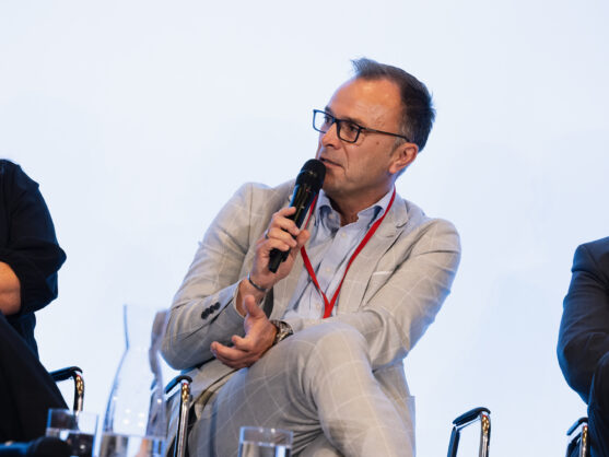 Bürgermeister Bernhard Auinger (Salzburg) bei der Podiumsdiskussion